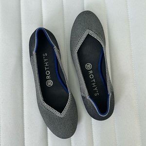 Rothy’s flats size 8 navy and white